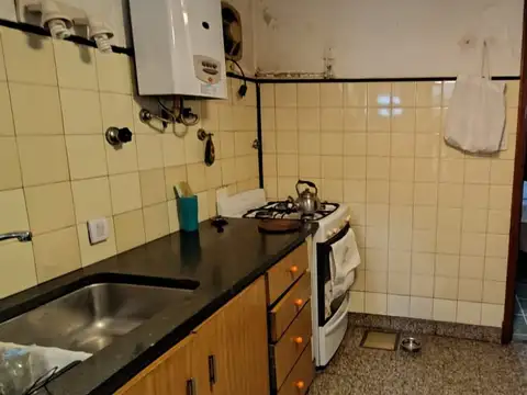 Casa 4 ambientes con 1 baño