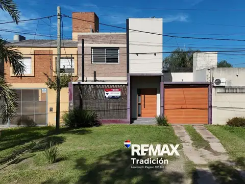 Calle los Crisantemos 3300