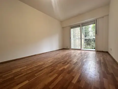 Alquiler Departamento 4 ambientes con cochera en Belgrano