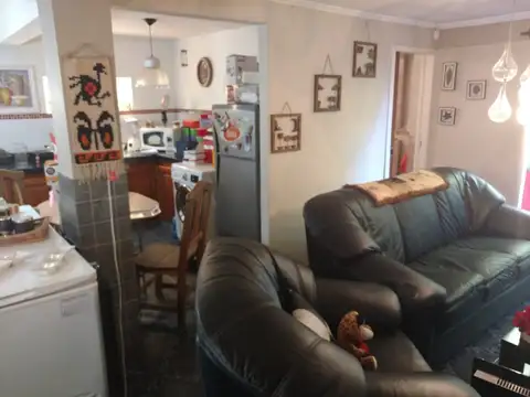 Casa en Venta en Luis Guillon, USD 120.000