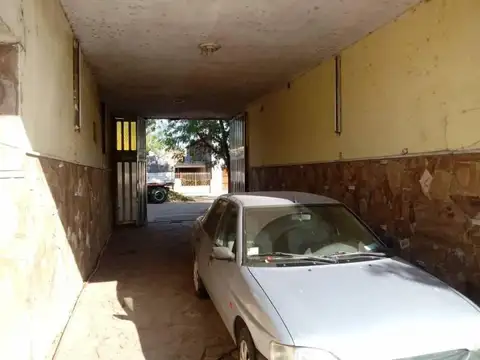 Venta | Casa y Local Comercial | Cochera | Capitán Bermúdez | Barrio Villa del Prado