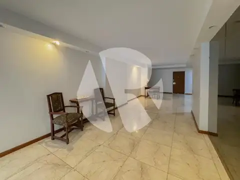 Departamento en Venta en Botanico, USD 179.800