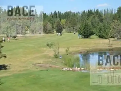 VENTA CASA de tres dormitorios - Barrio Comahue Golf Club - Neuquen Capital.
