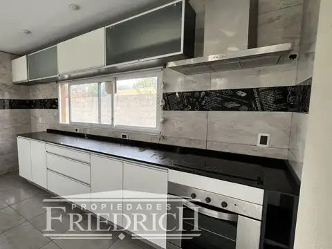 Casa en Venta en General Rodriguez, USD 179.000