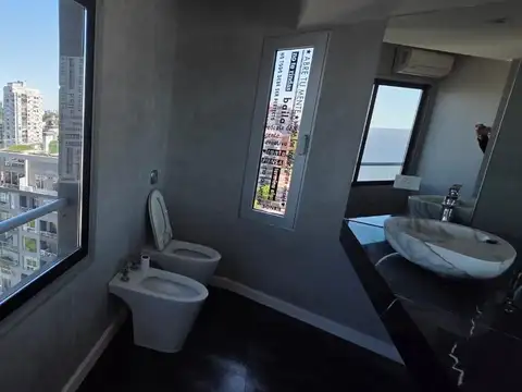 Departamento 5 ambientes con 6 baños