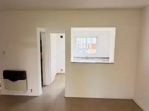VENDO DUPLEX LA CATALINA, 2 DORM, 3 BAÑOS, AMPLIO PATIO