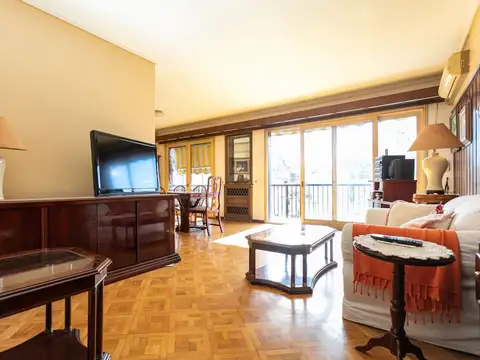 Departamento en Venta de 4 dormitorios