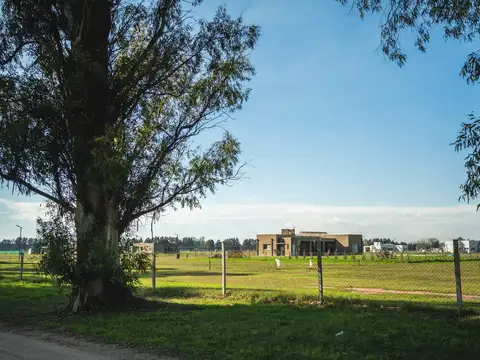 Oportunidad - Urgente Por Mudanza. Lote Interno Listo Para Construir En Tres Pinos (ideal Vivienda Permanente).