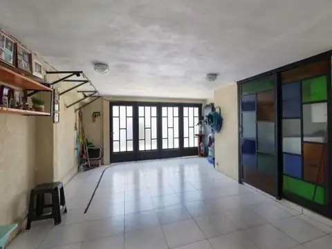 Depto Tipo Casa en Venta de 5 ambientes