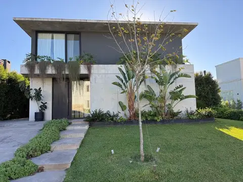 Casa en venta en los carpinchos, nordelta