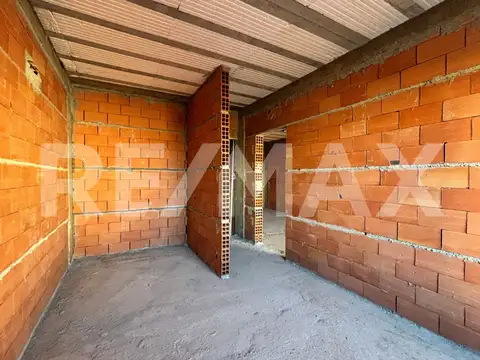 Departamento de 1 dormitorio con balcón en pozo
