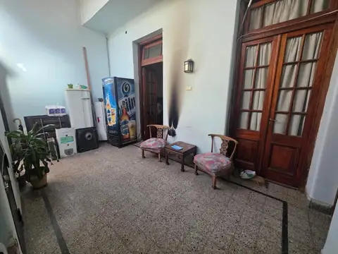 Giribone 1063 , Piso pb