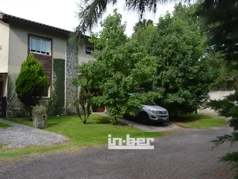 Casa - Venta - Argentina, Berazategui - AV. VERGARA 4626