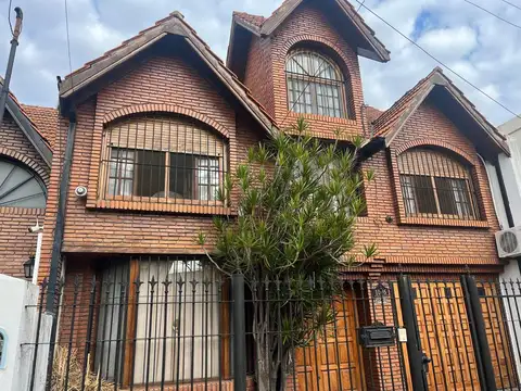 Casa en venta de 3 dormitorios en La Lucila