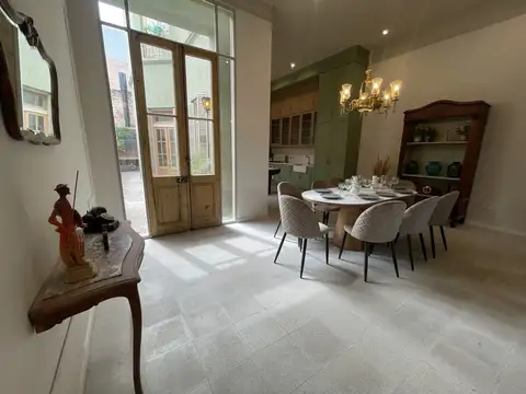 Casa 6 ambientes con 3 baños