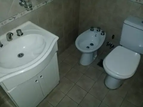 Departamento en Alquiler en Lanus Este, $ 700.000
