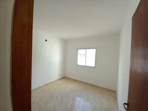 Depto Tipo Casa en Venta 8 años
