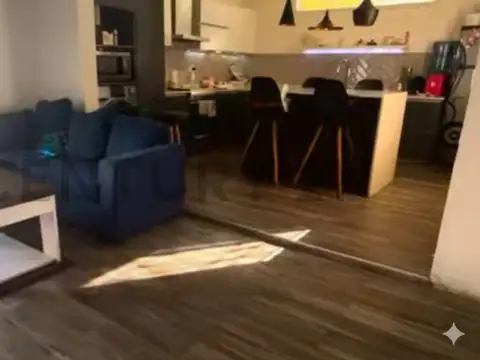 Venta PH 5 ambientes Isidro Casanova