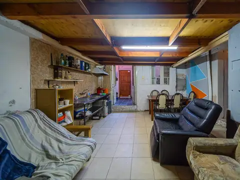 Depto Tipo Casa en Venta de 5 dormitorios