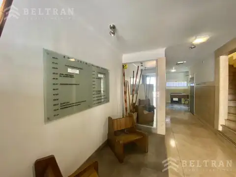 Oficina 3 ambientes con 1 baño