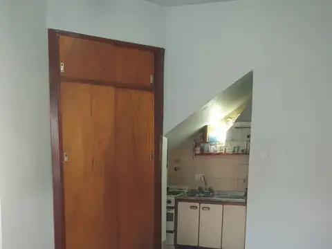 Monoambiente al frente