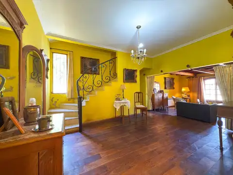 Casa 4 ambientes con 3 baños