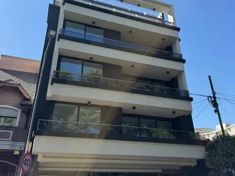 Departamento 4 ambientes en venta - Barrio Naon