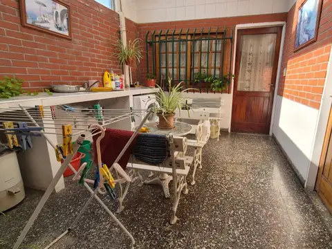 Casa Villa Madero 3 dormitorios terraza cocheras apto crédito