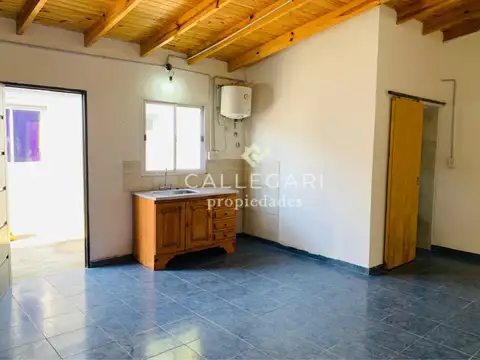 Departamento en Alquiler en Berazategui, $ 250.000