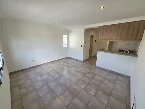Departamento en Alquiler en Bella Vista, $ 460.000