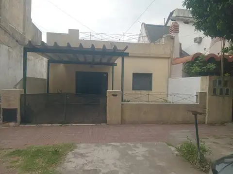 Departamento planta baja al frente