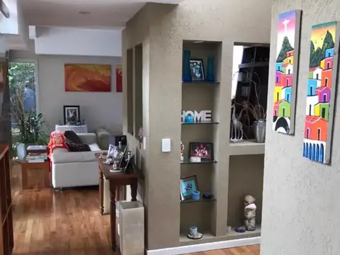 Casa 5 ambientes con 5 baños
