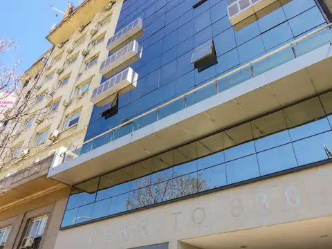 Oficina en Alquiler al Este