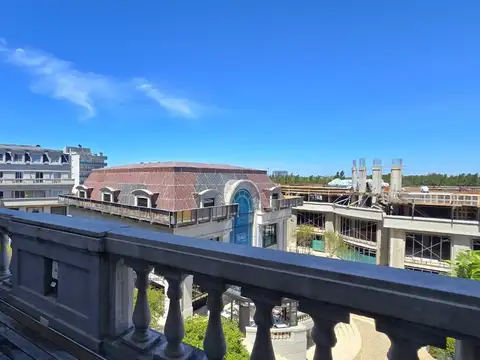 Avenida de los Lagos 7000