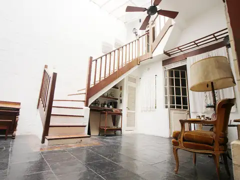 Depto Tipo Casa en Venta de 4 ambientes