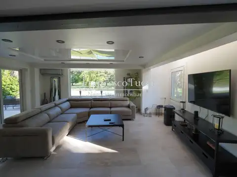 Casa en Venta al Oeste