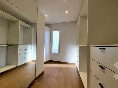 Casa en Venta en Neuquén, USD 860.000