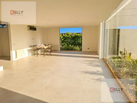 Casa en Venta al Este