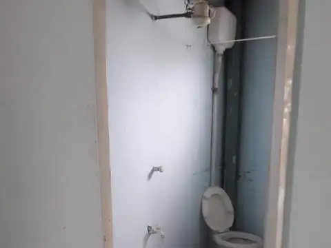 Casa en venta - 2 Dormitorios 2 Baños - Esteban Echeverria