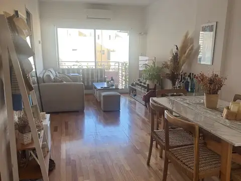 Departamento 3 ambientes con 2 baños