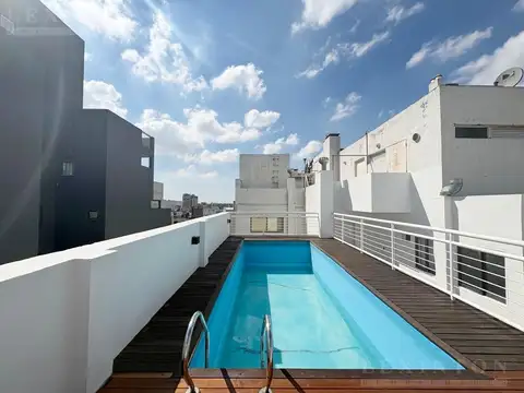 Piscina - Monoambiente - Alquiler Departamento en Las Cañitas Palermo
