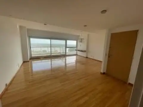DEPARTAMENTO EN ALQUILER - TRES DORMITORIOS ZONA RIO PUNTA DIVISADERO