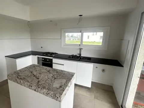 Casa en Haras del Sur III