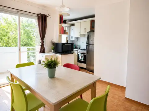VENTA DPTO 2 DORM NVA CBA C BALCON