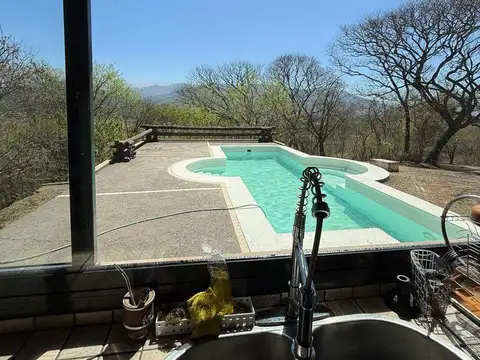 Casa en alquiler con pileta en la Aguada, San Lorenzo Chico
