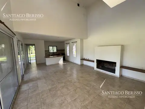 Casa en VENTA BARRIO SANTA BRIGIDA - LOS CARDALES