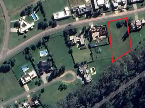 Terreno en Venta 75  mts Fondo