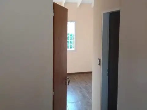 Casa 3 ambientes con 2 baños