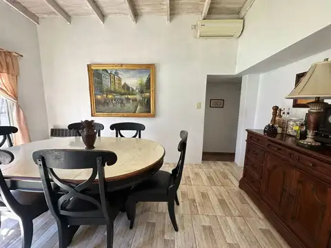 Casa en Venta en Manuel B Gonnet, USD 280.000