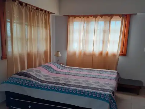 Casa en venta - 2 Ambientes 2 Baños - Cocheras - Parque Lago, Mar de Cobo